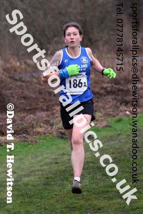 Senior and veteran womens Durham Cathedral Cross Country Relays, Maiden Castle, Durham. Photo: David T. Hewitson/Sports for All Pics